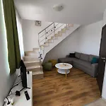 Apartament Sunny Cozy With A Pool Słoneczny Brzeg