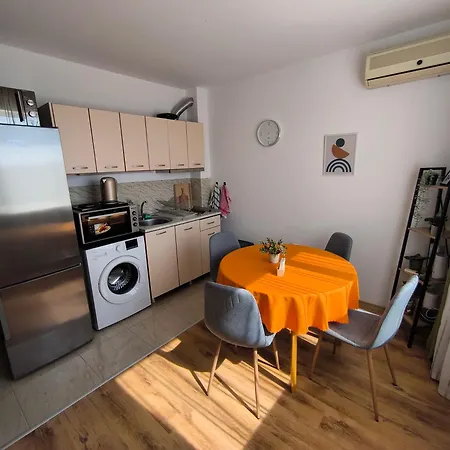 Apartment Sunny Cozy With A Pool *