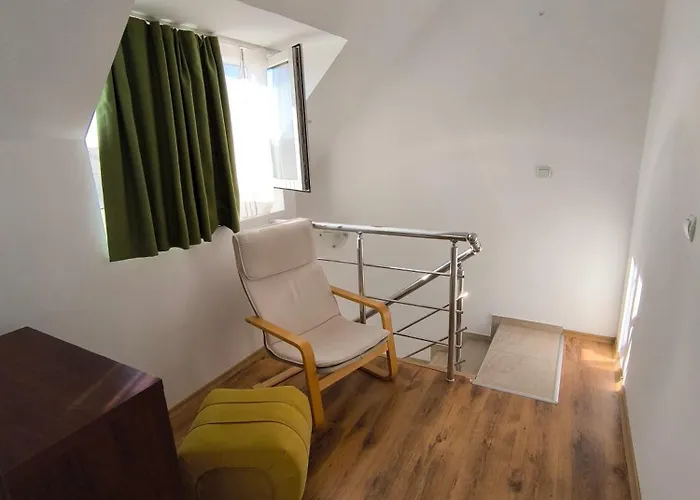 Sunny Cozy With A Pool Apartman