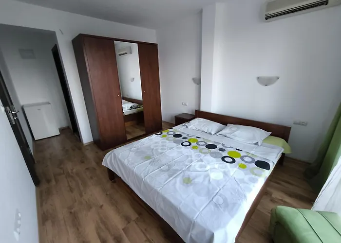 Apartman Sunny Cozy With A Pool